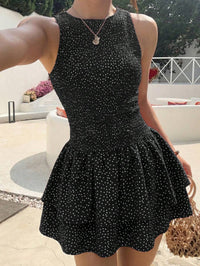 Hitam